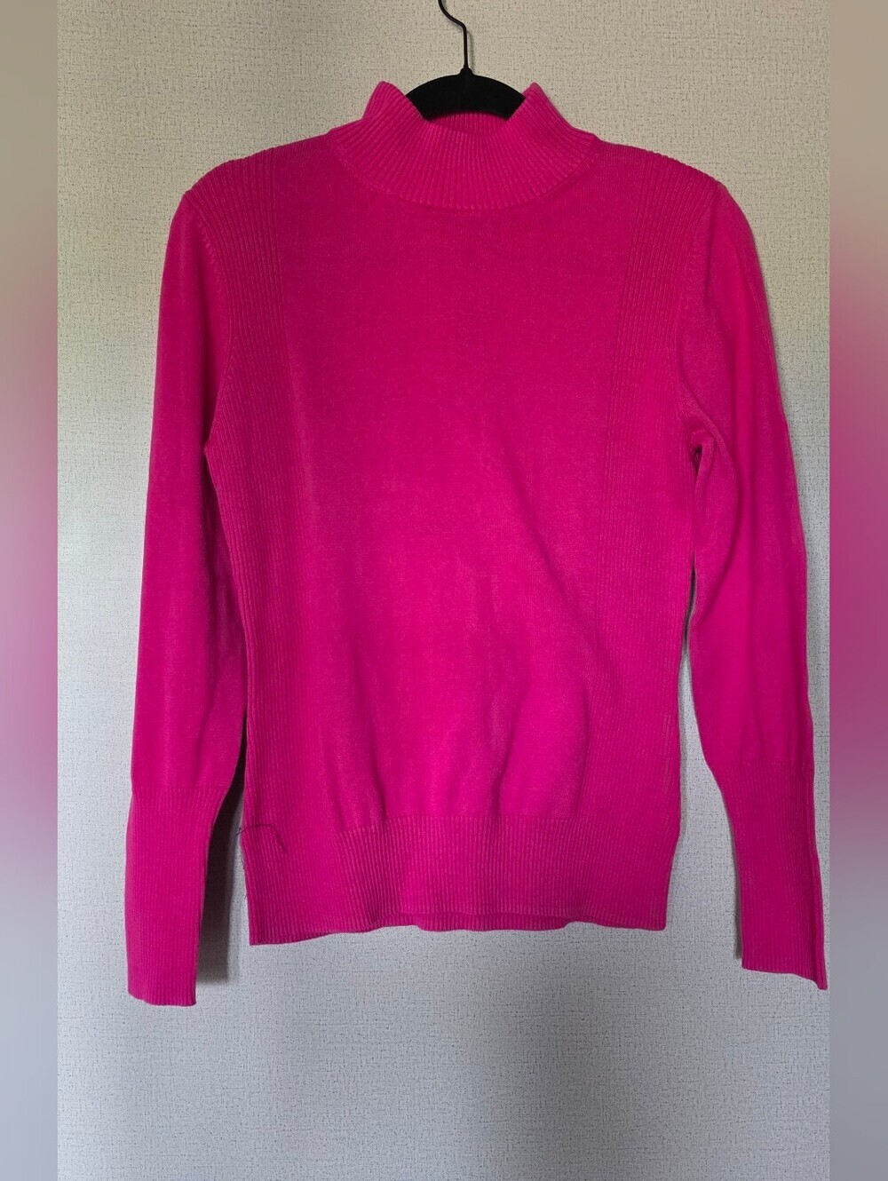 Women's Fuchsia Crewneck Sweater 100% Cotton